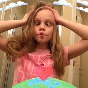 Meet your Posher, Ella